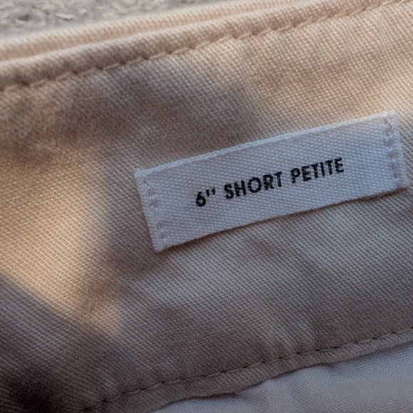 3 For $24 LOFT Women's Tan Shorts - Picture 5 of 7
